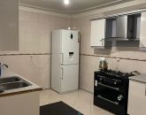 آشپزخانه با کابینت های فلزی سغید طرح جدید 478548754758