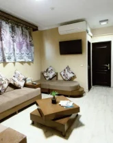 اتاق پذیرایی ویلا به همراه سیستم گرمایشی و سرمایشی اسپلیت آپارتمان در تبریز 489455